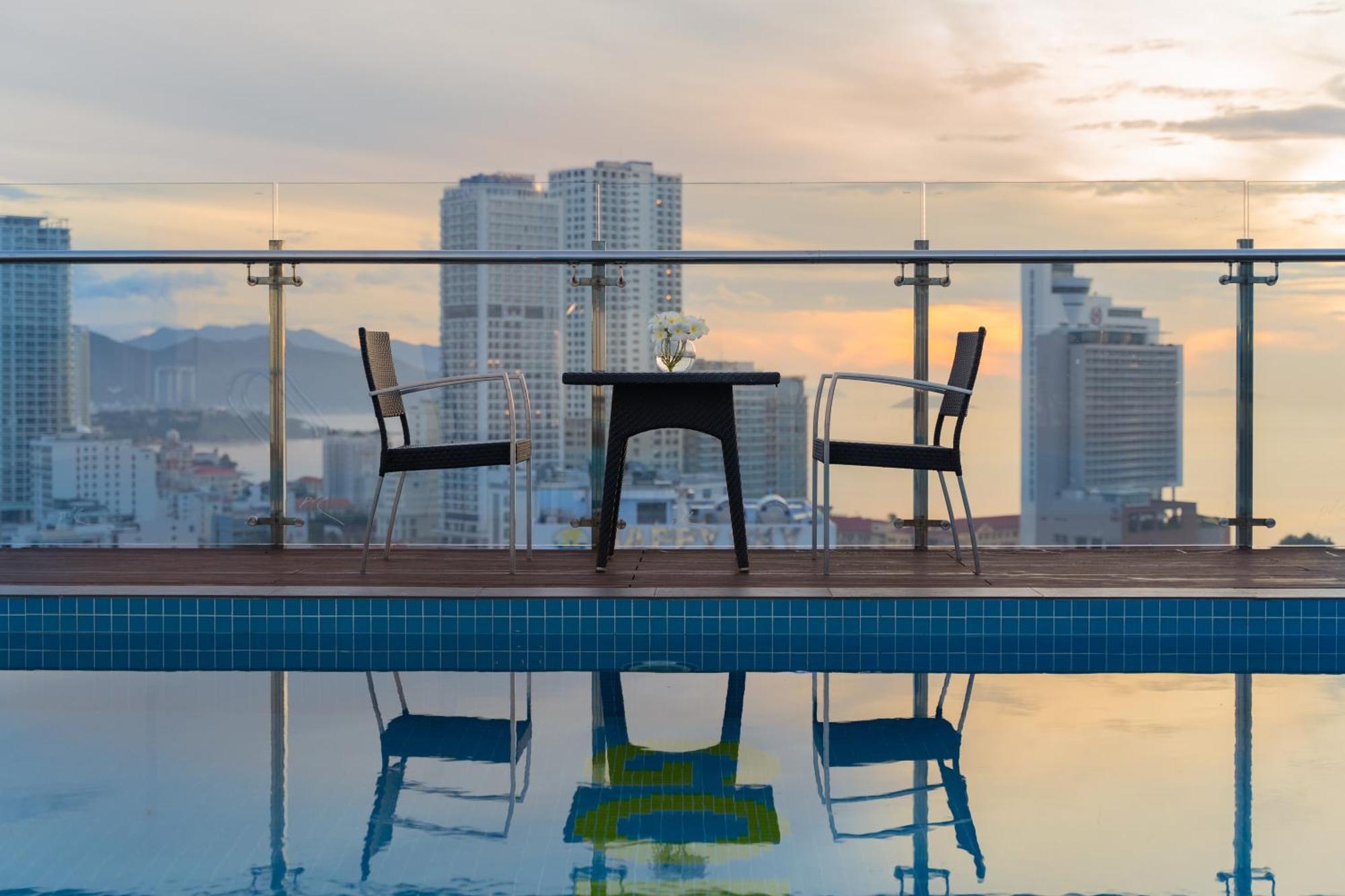 Khách sạn Bờ Biển Vàng - Gold Coast Hotel Nha Trang Ngoại thất bức ảnh