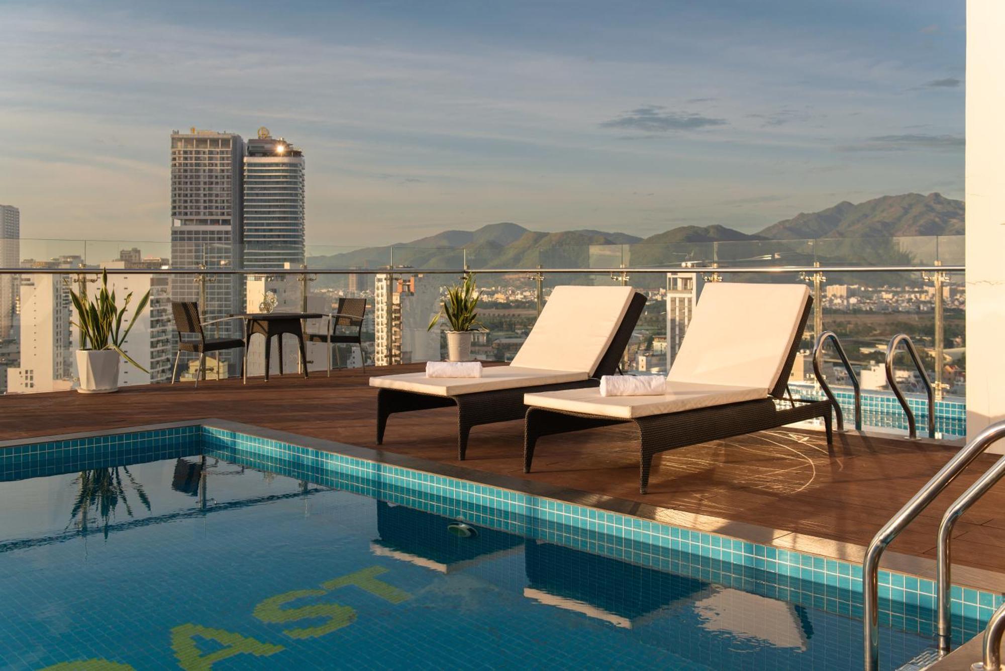Khách sạn Bờ Biển Vàng - Gold Coast Hotel Nha Trang Ngoại thất bức ảnh